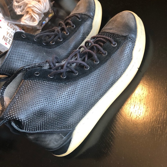 Men’s black diesel sneakers - Picture 2 of 4